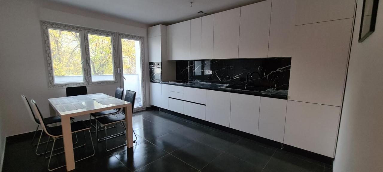 Apartament Hall Of Fame -Center Split Zewnętrze zdjęcie